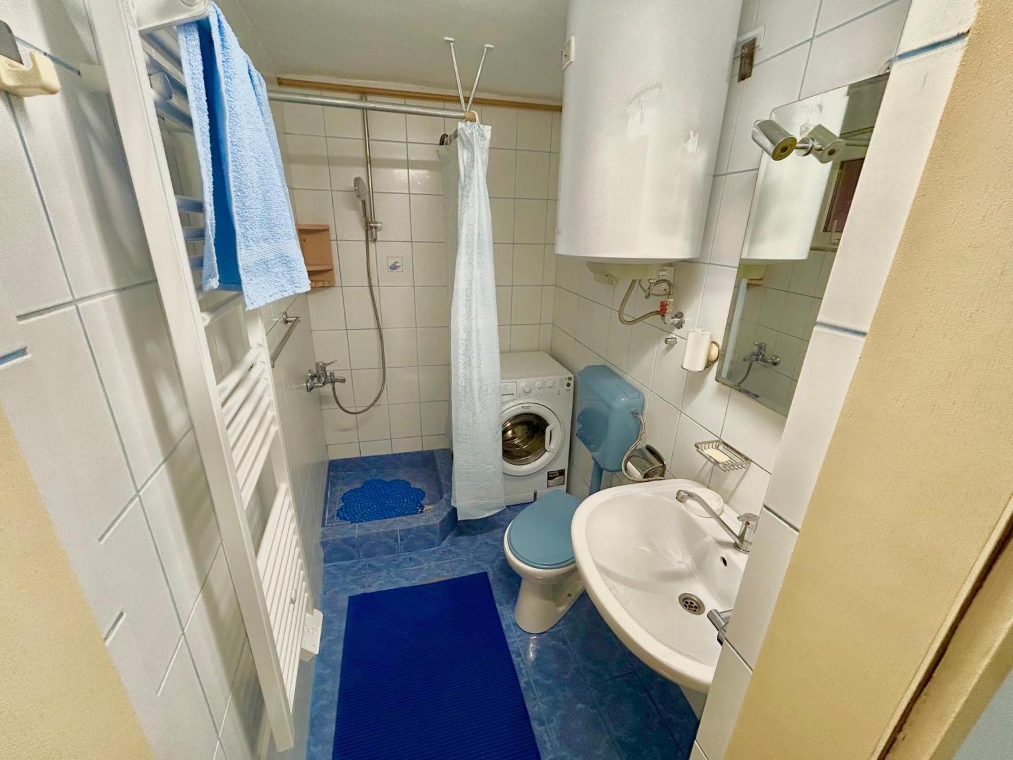 Apartment Peaceful Pleasure & Free Private Parking